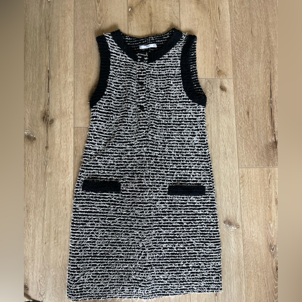 Mango ( MNG SUIT). New without tag